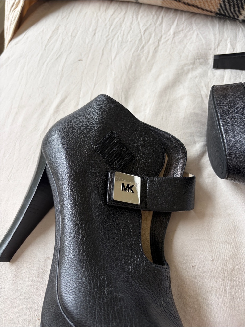 MICHAEL Michael Kors Black Peep-Toe Leather Platform Heels - Picture 5 of 5